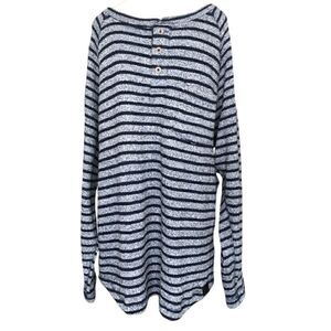 Men’s Airwalk size Large blue/gray striped sweater